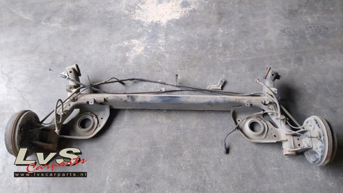 Nissan Micra Arbre entraînement roue avant