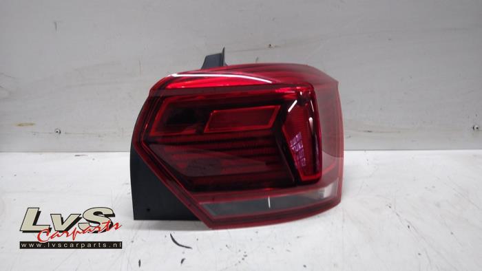 Volkswagen Polo Feu arrière droit