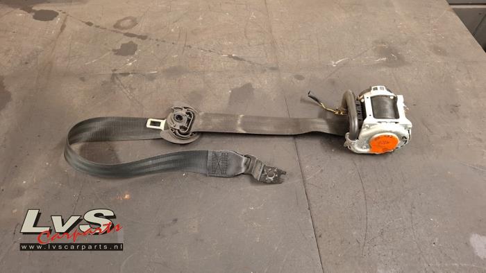 Volkswagen Polo Tendeur de ceinture gauche