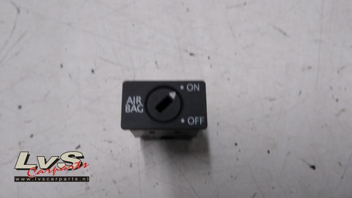 Volkswagen Caddy Airbag lock