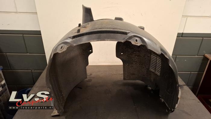 Volkswagen Caddy Wheel arch liner