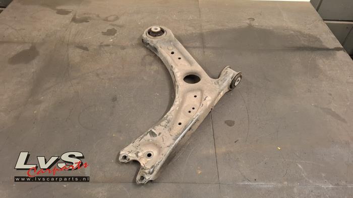 Volkswagen Caddy Front wishbone, right