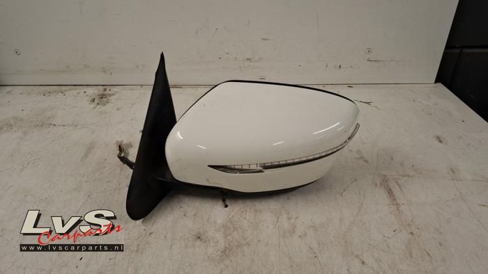 Nissan Juke Wing mirror, left