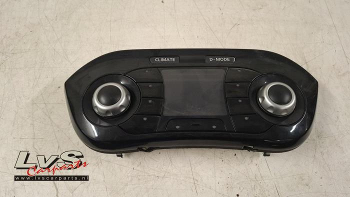 Nissan Juke Panneau de commandes chauffage