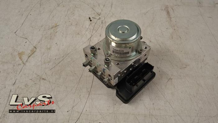 Nissan Juke ABS pump