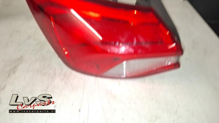 Ford Focus Feu arrière gauche