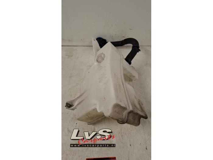 Ford Focus Réservoir lave-glace avant