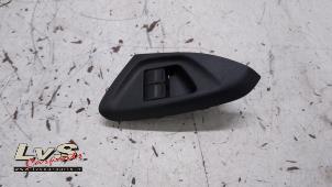 Gebruikte Elektrisch Raam Schakelaar Citroen C1 1.0 Vti 68 12V Prijs € 19,00 Margeregeling aangeboden door LvS Carparts