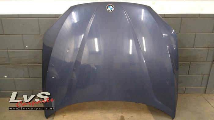 BMW X1 Motorhaube