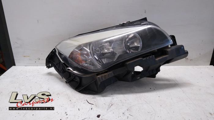 BMW X1 Scheinwerfer rechts