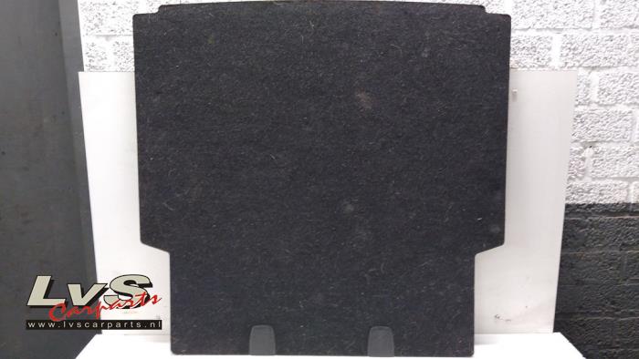 BMW X1 Plaque sol coffre