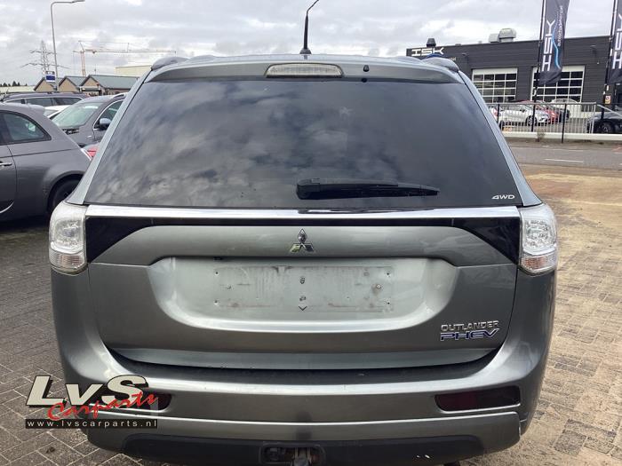 Mitsubishi Outlander Hayon