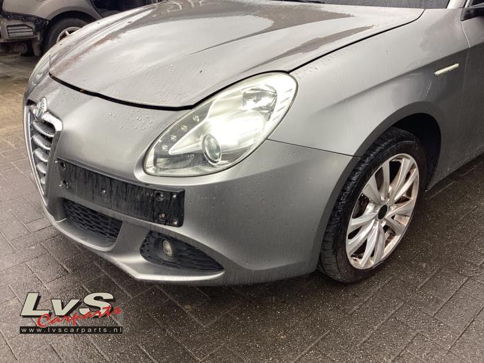 Alfa Romeo Giulietta Front bumper