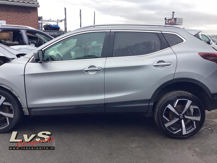 Nissan Qashqai Door 4-door, front left