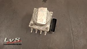 Używane Pompa ABS Renault Megane IV Estate (RFBK) 1.5 Energy dCi 110 Cena € 65,00 Procedura marży oferowane przez LvS Carparts