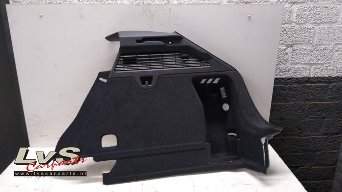 Audi A3 Revêtement coffre droit