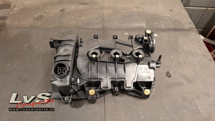 Peugeot 208 Kleppendeksel