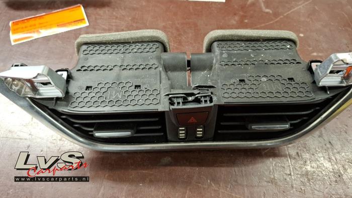 Ford Fiesta Dashboard vent