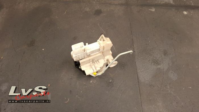 Kia Rio Deurslot Mechaniek 2Deurs links