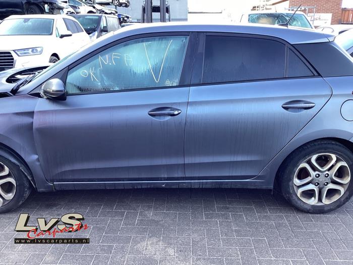 Hyundai I20 Portier 4Deurs links-achter