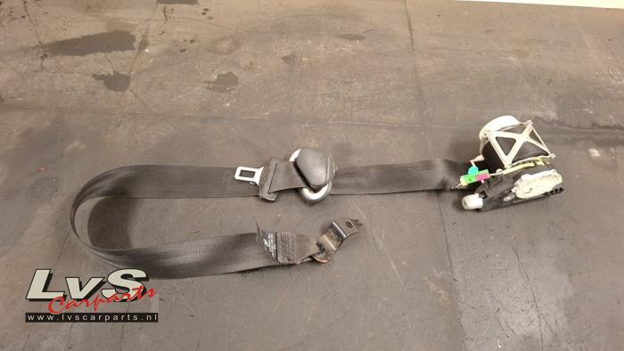 Skoda Roomster Tendeur de ceinture gauche