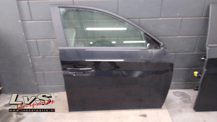 Peugeot 208 Portière 4portes avant droite