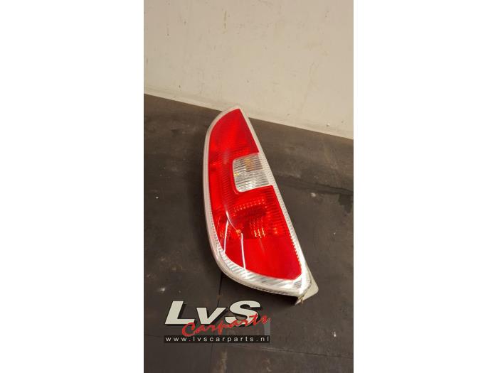 Skoda Roomster Feu arrière gauche