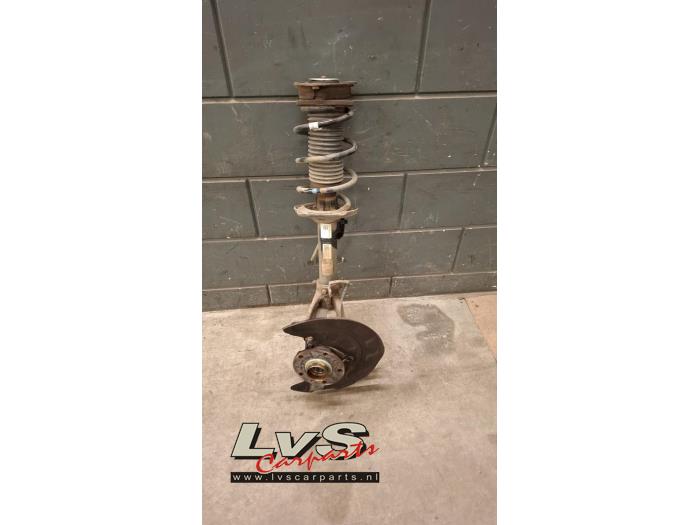 Volkswagen Golf Schokdemperpoot links-voor