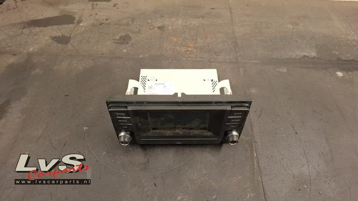 Volkswagen Golf Radio