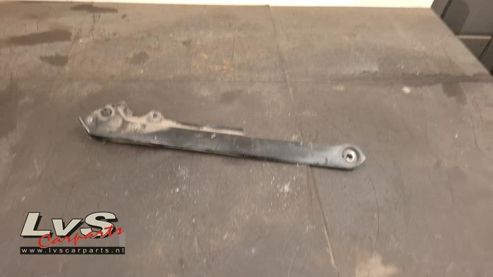 Volkswagen Golf Headlight frame, left