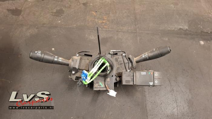 Renault Trafic Steering column stalk