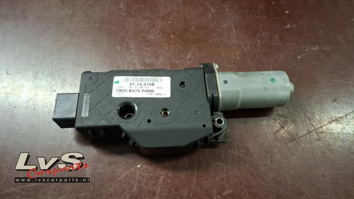 Ford Fiesta Moteur toit ouvrant