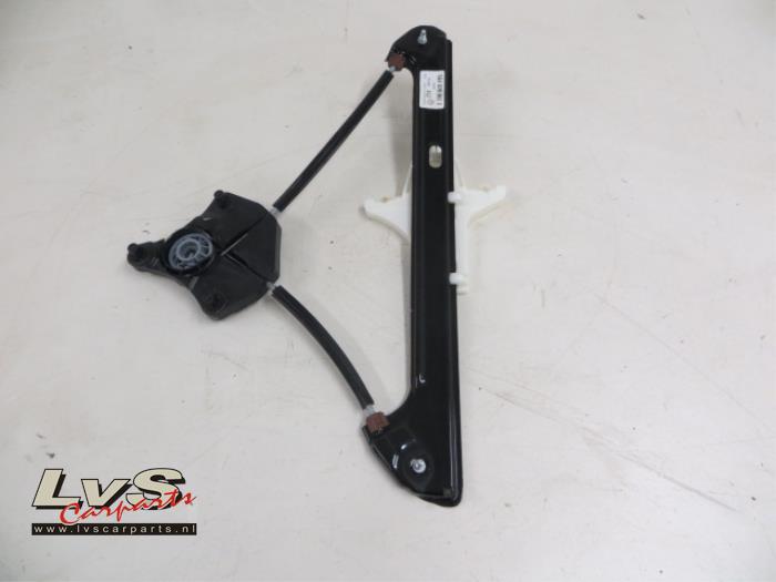 Volkswagen Golf Rear door window mechanism 4-door, right
