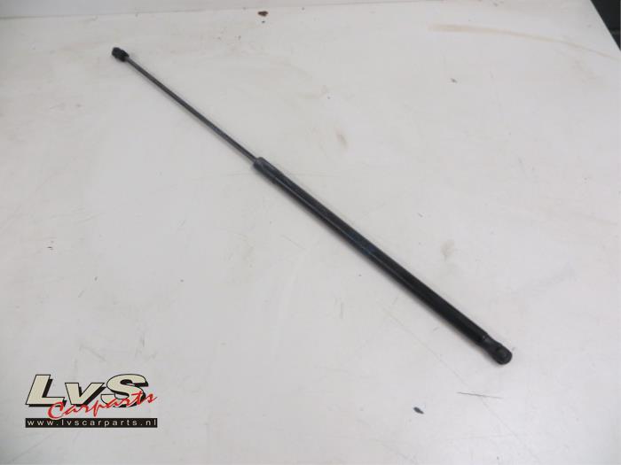 Volkswagen Golf Amortisseur capot moteur droit