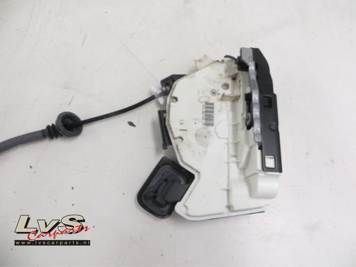 Volkswagen Golf Rear door mechanism 4-door, right