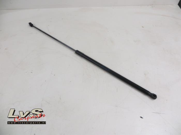 Volkswagen Golf Amortisseur capot moteur droit