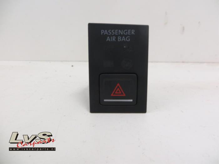 Volkswagen Golf Panic lighting switch