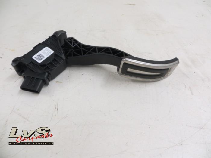 Volkswagen Golf Accelerator pedal