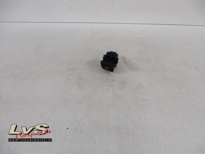 Audi A3 Handrem schakelaar