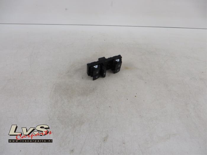 Volkswagen Golf Electric window switch