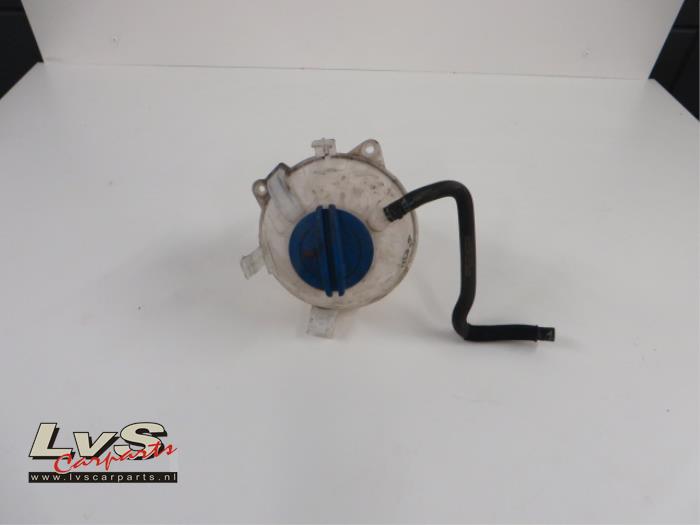 Volkswagen Touran Expansion vessel
