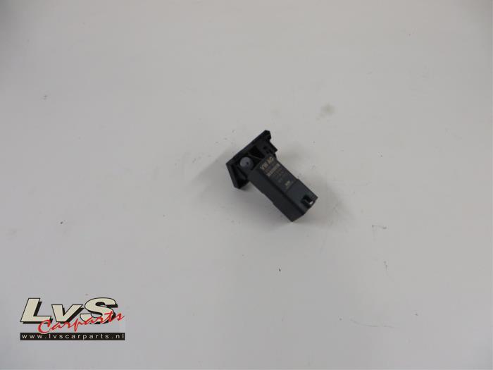 Volkswagen Touran Glow plug relay