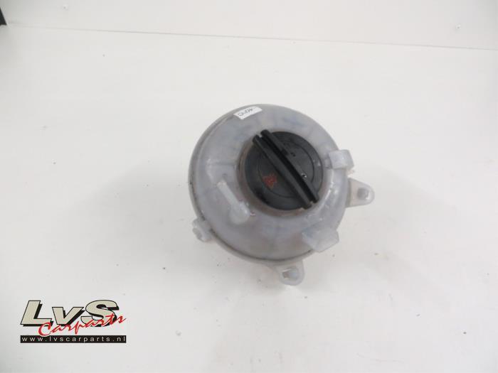 Audi A3 Expansion vessel