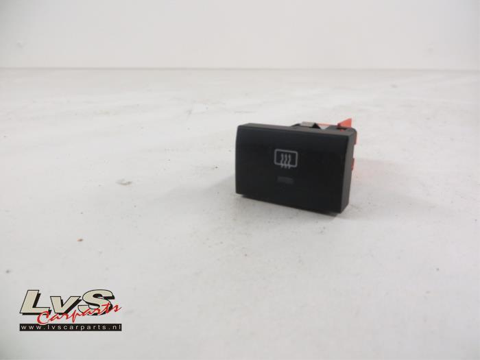 Volkswagen Polo Rear window heating switch
