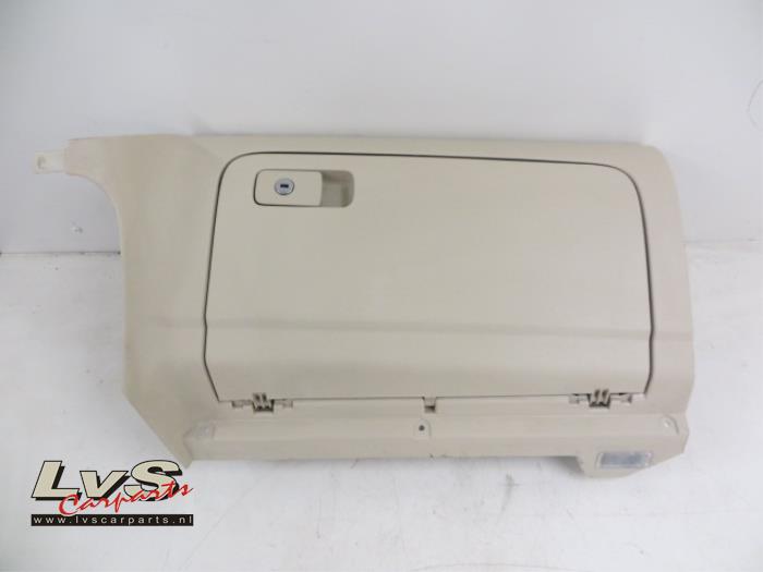 Volkswagen Golf Dashboardkastje