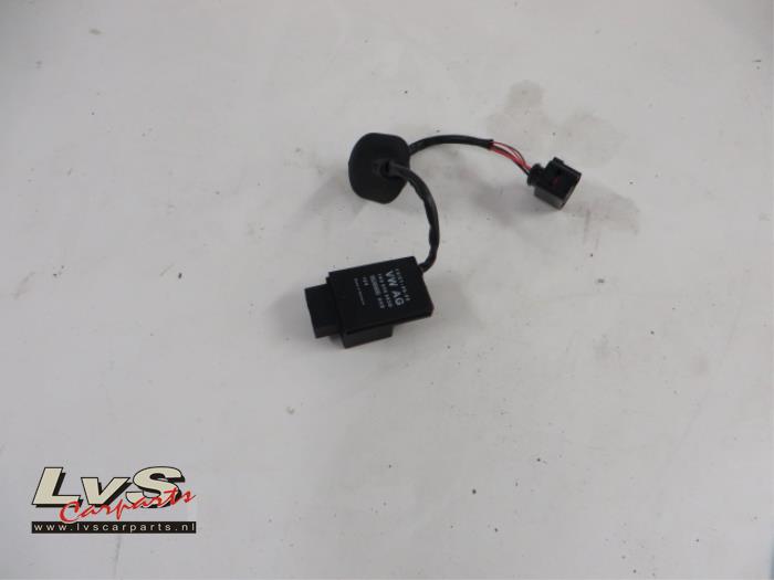 Volkswagen Polo Fuel pump relay