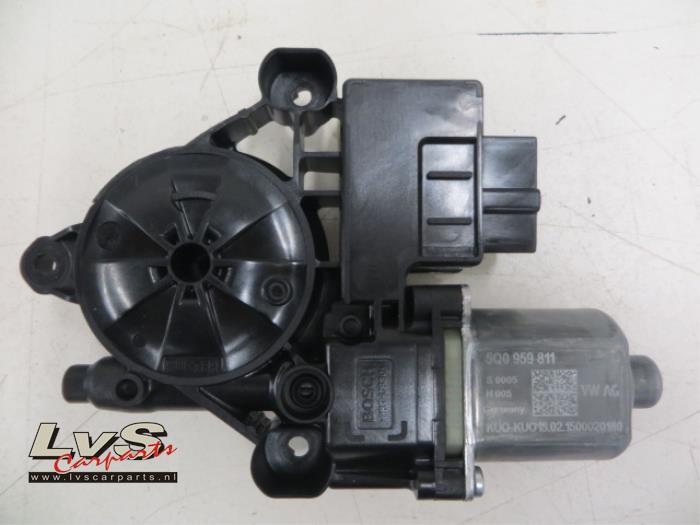 Volkswagen Golf Door window motor