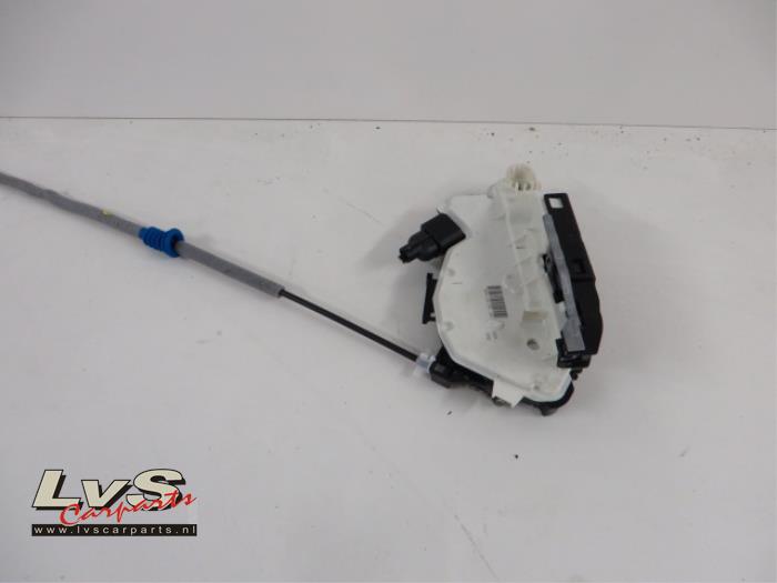 Volkswagen UP Deurslot Mechaniek 4Deurs links-voor