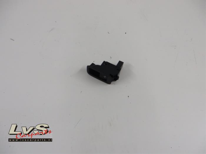 Volkswagen Polo Electric window switch