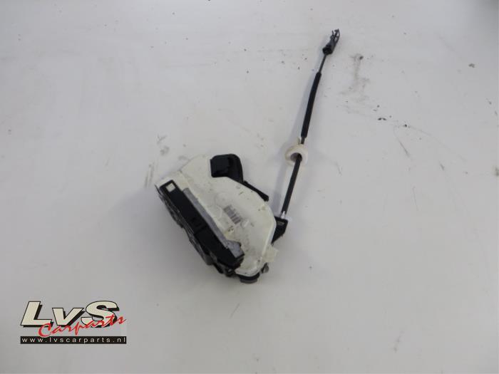 Volkswagen Golf Serrure portière mécanique 4portes avant droite